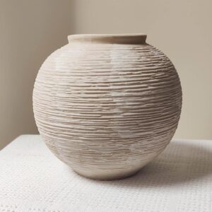 Rustic Ribbed Round Terracotta Vase - Image 15
